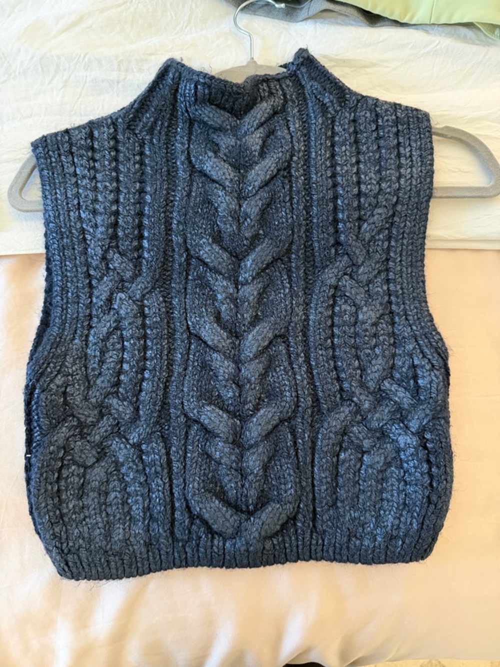 Zara Chunky Cable Knit Sleeveless Turtleneck Sweater Vest - Dark Gray